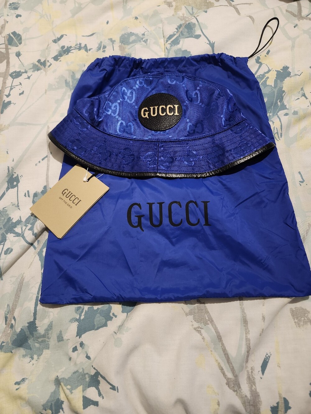NWT GUCCI BUCKET HAT - Picture 4 of 8